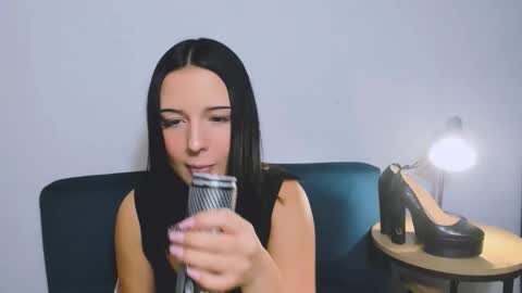 taliasensitive online show from December 16, 9:21 pm