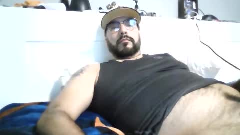 talllatino310 online show from November 28, 11:01 pm