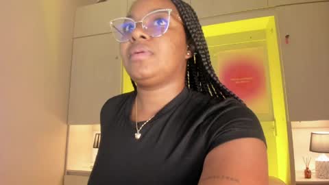 Tami online show from May 25, 7:53 pm