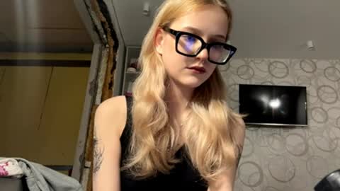 Monica online show from June 3, 10:18 am