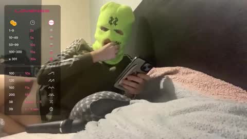 tamesbury online show from November 17, 1:52 am