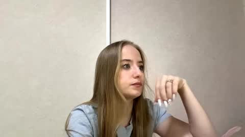 Karina online show from April 1, 7:00 pm