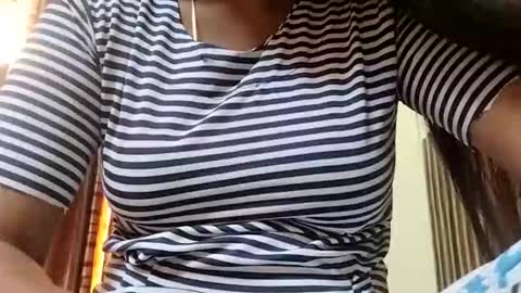 taniya_roy4628 online show from March 31, 2:23 am