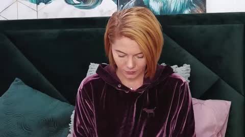 tanyaGrey online show from March 7, 9:18 am