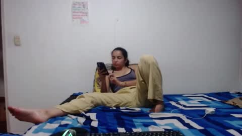 Angeline  Follow  online show from March 5, 2:36 am