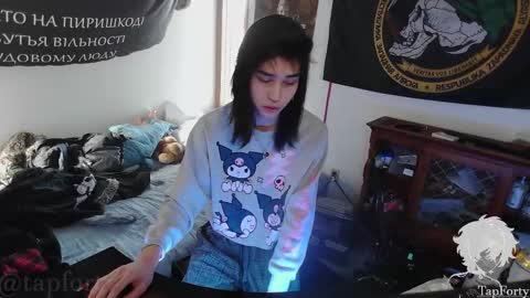 tap_forty online show from March 17, 7:08 pm