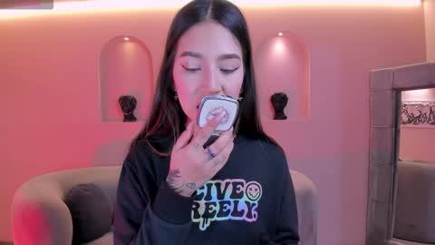 Tara Lawrence online show from January 16, 4:10 am