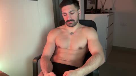 tarquit8 online show from March 5, 9:46 pm