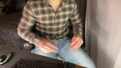 tarquit8 online show from May 25, 9:21 pm