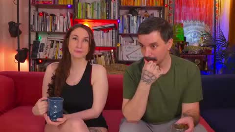 Vivian  Clark online show from April 11, 1:04 pm