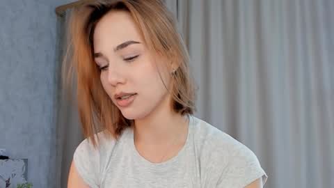 Tate online show from September 12, 6:43 pm