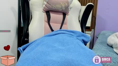 i am tatiana  online show from April 4, 12:12 pm