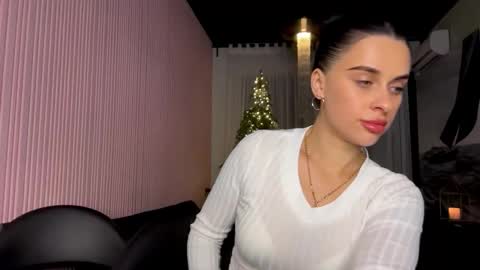 Tati online show from January 13, 4:15 pm