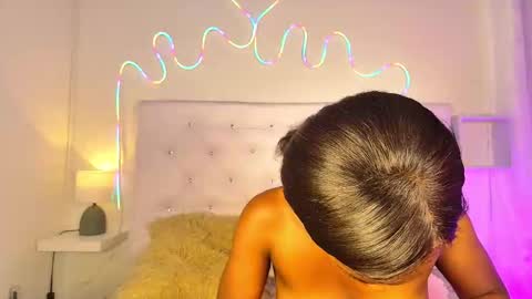 Snapshot of tatixxxvega chatting on September 11, 4:41 pm tatix online show from September 11, 4:41 pm