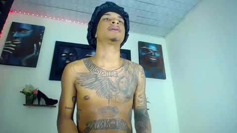 Noah online show from March 31, 7:03 pm