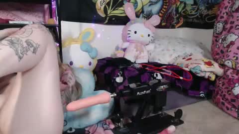 TattedThickandPretty online show from January 2, 9:00 am