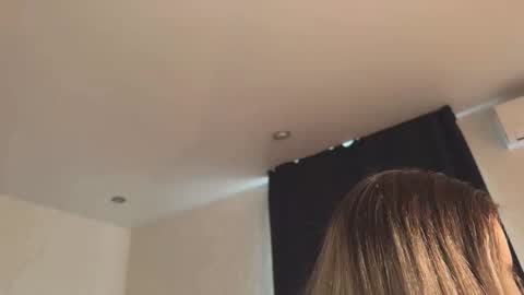 Snapshot of tatti_1 chatting on February 25, 8:03 am Tata online show from February 25, 8:03 am