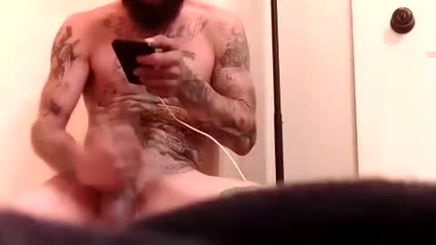 Snapshot of tattoo3333 chatting on December 6, 12:18 am tattoo3333 online show from December 6, 12:18 am