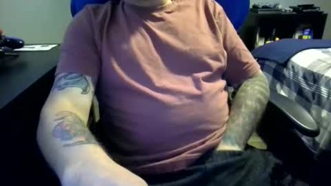 tattslovestattas1 online show from November 3, 3:46 pm