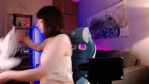 Taya online show from September 23, 1:05 pm