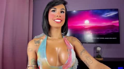 Snapshot of taybunny18 chatting on February 24, 12:20 am   online show from February 24, 12:20 am