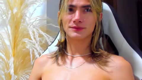 tayler_swift1 online show from October 10, 8:09 am