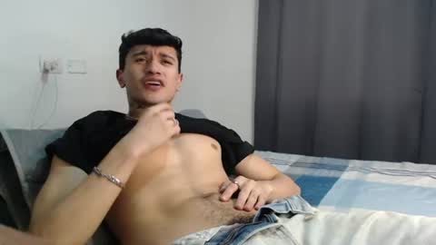 independent model online show from June 21, 4:30 am