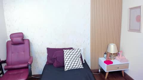 Taylor Bennet online show from November 3, 12:06 pm