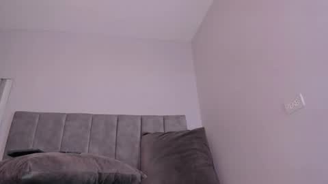 TAYLOR  online show from November 9, 2:20 pm