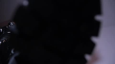 Taylor online show from February 21, 3:21 pm