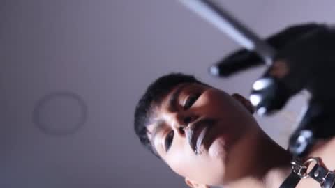 Taylor online show from March 6, 7:21 pm