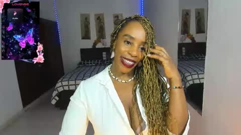 Snapshot of taylorslims chatting on September 25, 1:29 pm taylorslims online show from September 25, 1:29 pm