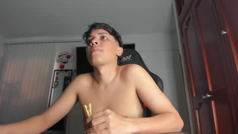 taylorsorf online show from January 13, 10:35 pm