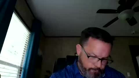 tdhawk87 online show from April 30, 8:47 pm