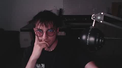 Teo independent model online show from March 30, 3:39 am