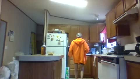 Teak online show from November 19, 4:39 pm