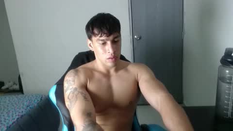 team23hot0 online show from November 22, 4:22 am