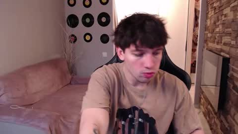 Teddy online show from March 22, 5:44 am