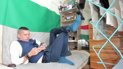 Snapshot of telepaticman chatting on October 22, 11:34 am Virg Lszl online show from October 22, 11:34 am