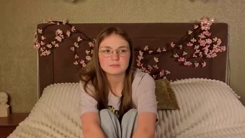 Agnes online show from October 15, 5:14 pm
