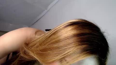 Im Dianna DONT FORGET TO FOLLOW ME   online show from March 10, 5:11 am