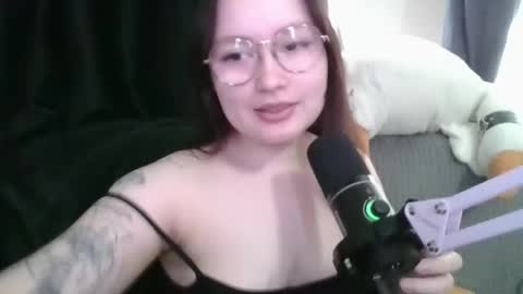 tendre_amelia online show from April 29, 9:47 am