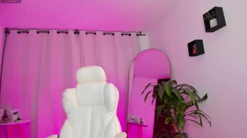 tenshii_jules online show from November 25, 11:25 pm