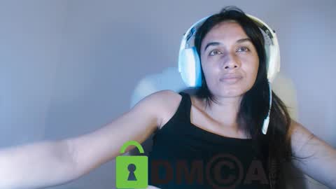 Lisa online show from November 2, 9:15 pm