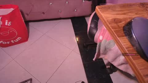 Terra Elowen online show from November 5, 11:23 am