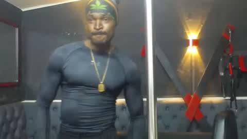 terranze_z online show from January 31, 8:50 pm