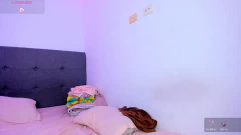 Tessa online show from February 3, 1:24 am