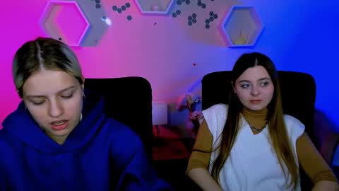 tessa_tea online show from November 28, 10:00 am