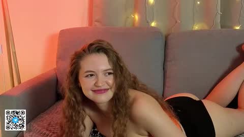 TessaHart online show from March 3, 12:45 pm