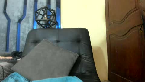 Snapshot of tetonsita_706 chatting on January 21, 12:50 pm leila lopez online show from January 21, 12:50 pm